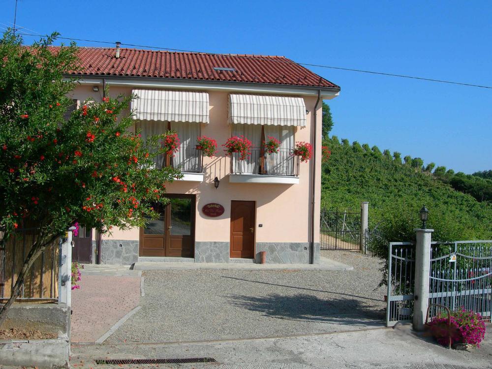 Gasthaus Ca Du Ruja Strevi Exterior foto