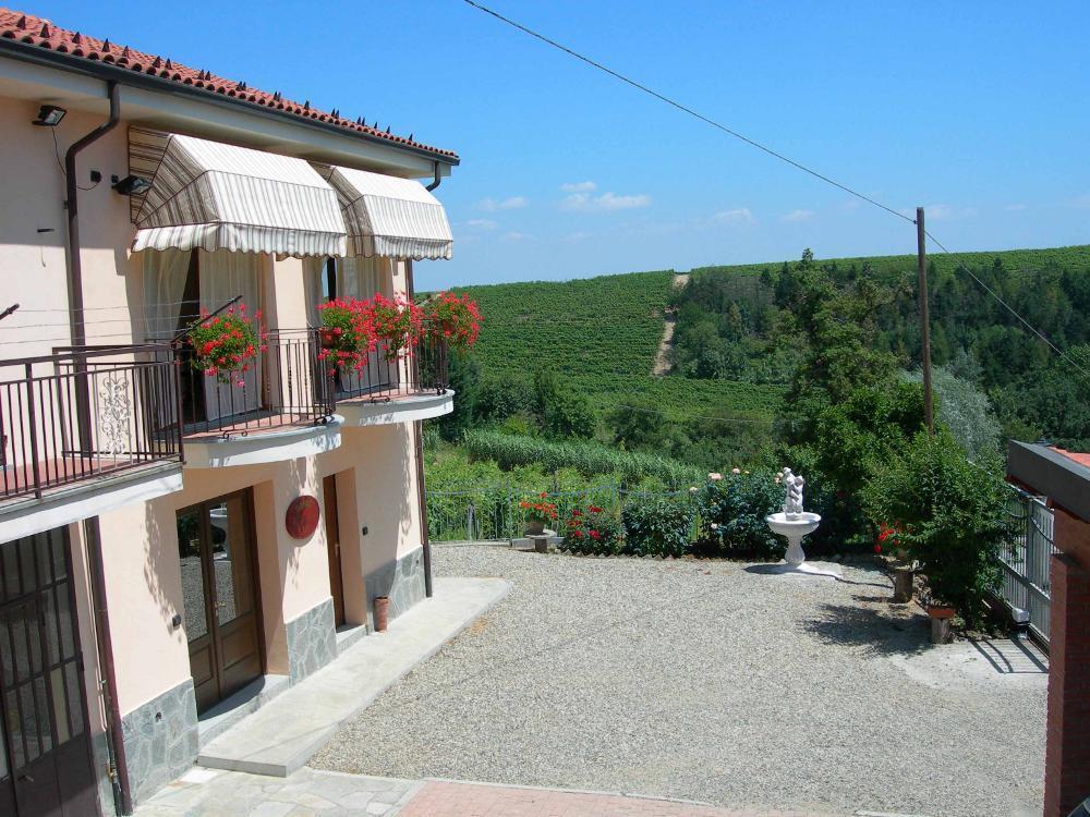 Gasthaus Ca Du Ruja Strevi Exterior foto